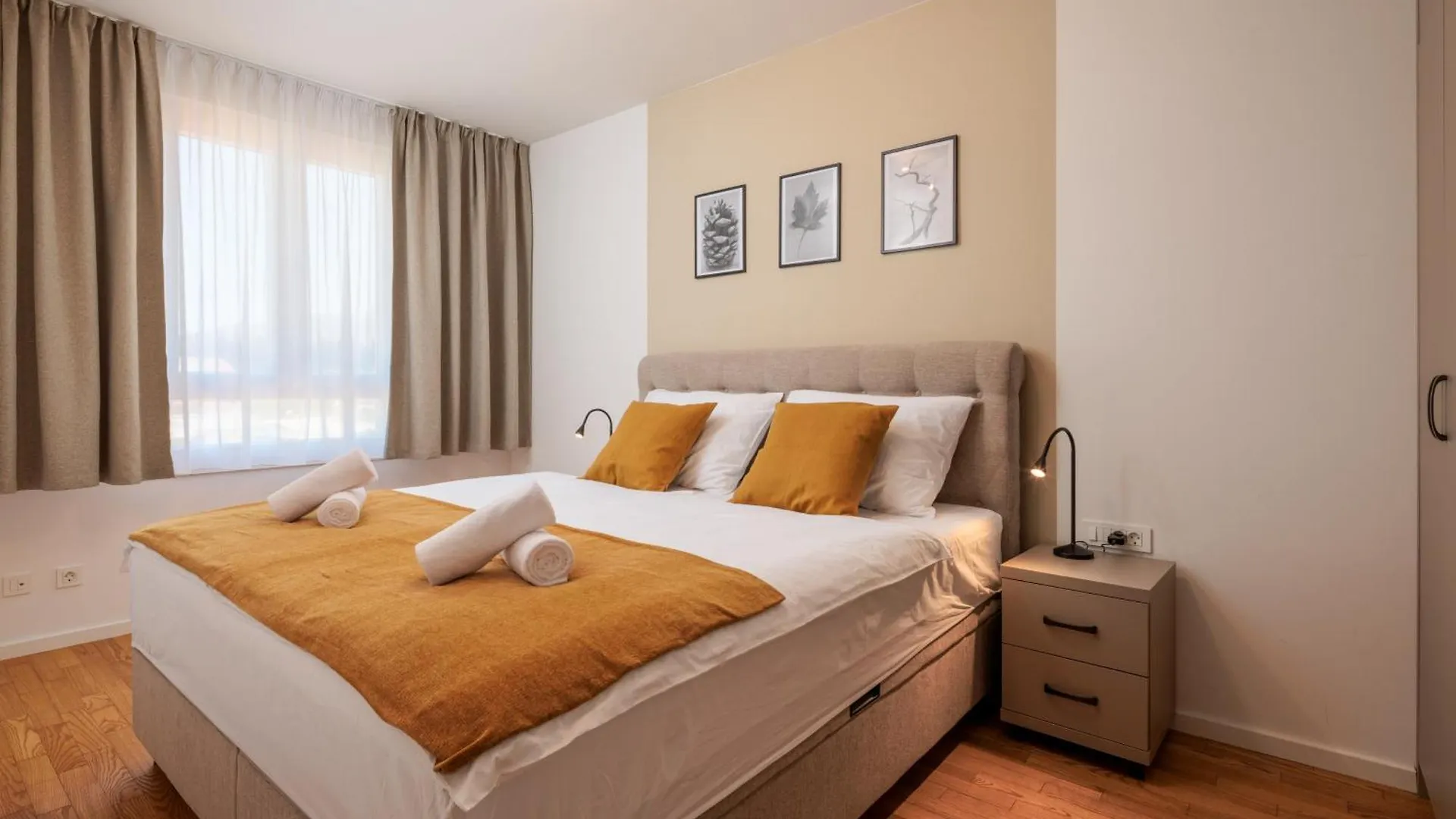 Split For You Apartment